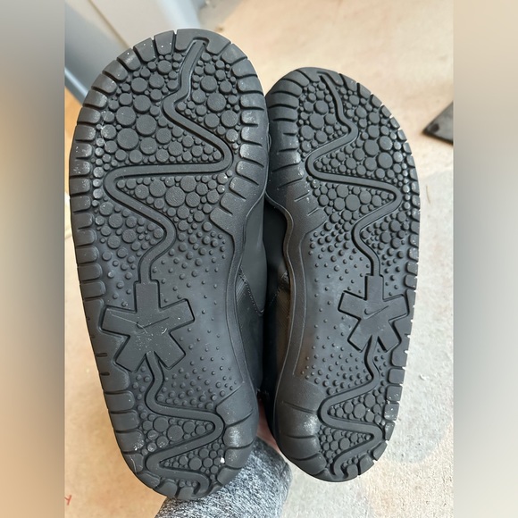 Nike Zoom Pulse Triple Black EUC Sz 7.5 - Picture 7 of 8